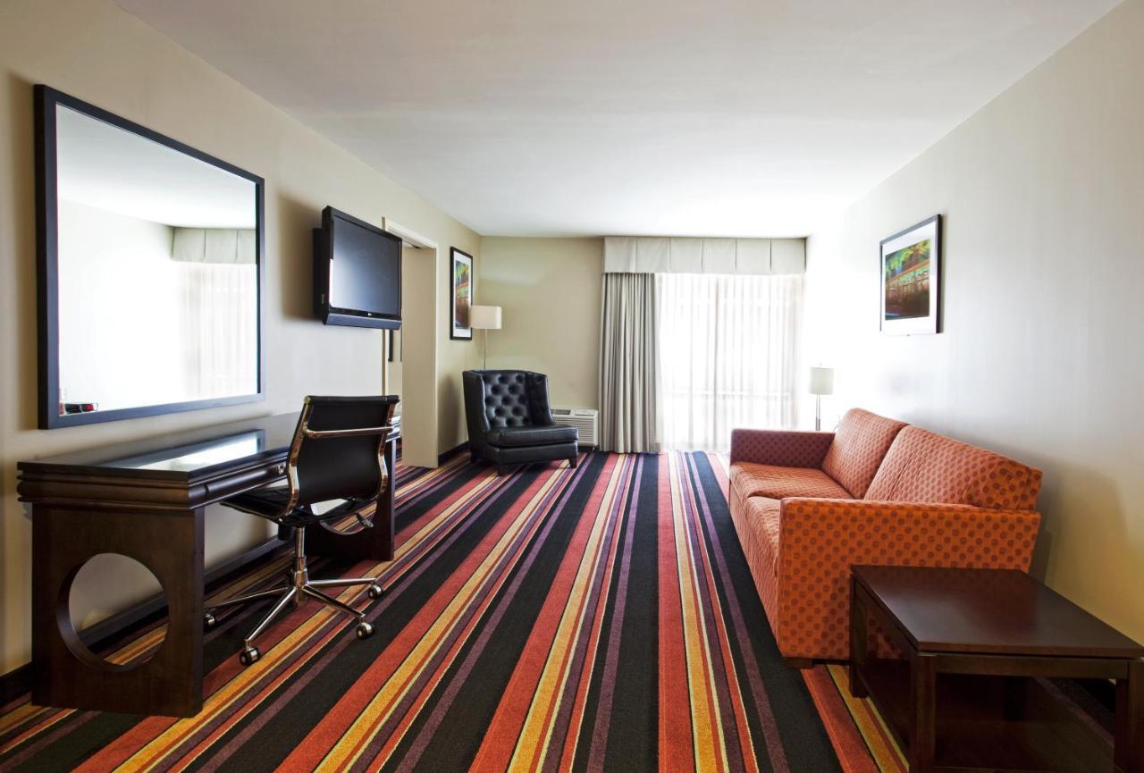 Clarion Hotel New Orleans - Airport & Conference Center Kenner Ngoại thất bức ảnh